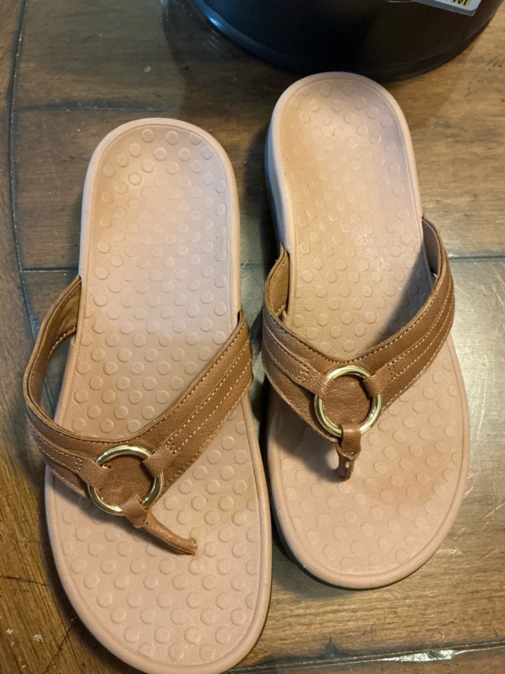 Vionic Tan Thong Sandals with Gold Ring Accent